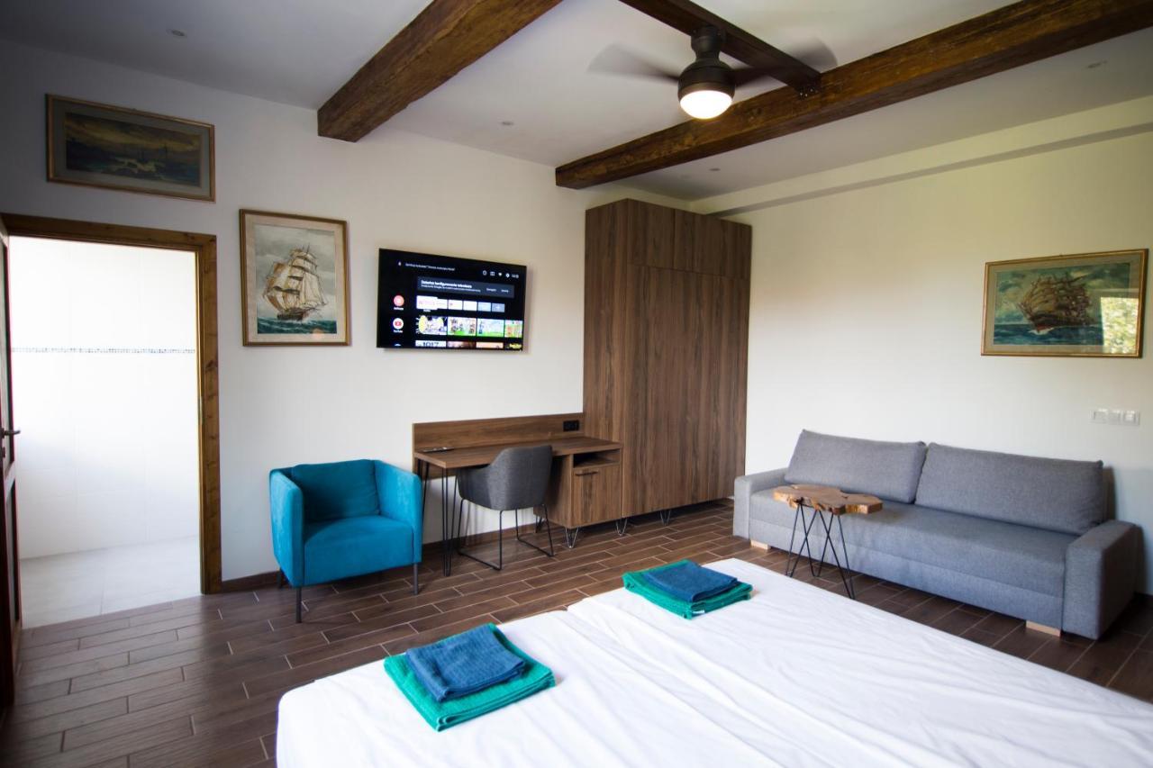 Luxurio Rooms With Baths Livorno Dış mekan fotoğraf